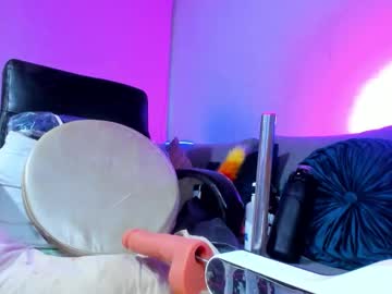 Abril_Dash Chaturbate stream image from September 29, 2025