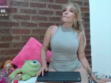 Megancolins1 Chaturbate stream image from September 29, 2025