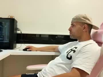 Roman_2305 Chaturbate stream image from September 29, 2025
