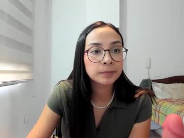 Sofiax2_ Chaturbate stream image from September 29, 2025