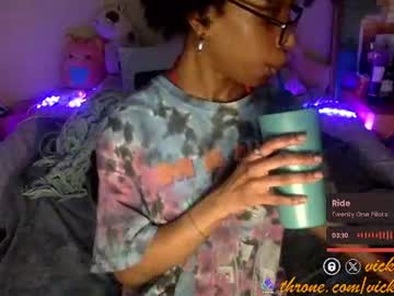 Viiickyyy Chaturbate stream image from September 29, 2025