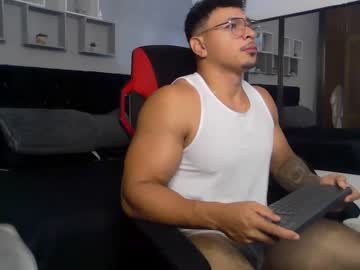 Tyler_Hank1 Chaturbate stream image from September 29, 2025