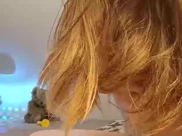 Yourhollyhorne Chaturbate stream image from September 30, 2025
