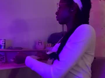 Dimedoll33 Chaturbate stream image from September 30, 2025