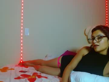 Meganxox25 Chaturbate stream image from September 30, 2025