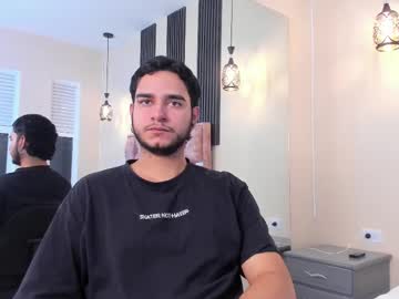 Penehelope_Rosse Chaturbate stream image from September 30, 2025