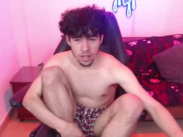 Liil_Boy Chaturbate stream image from September 30, 2025