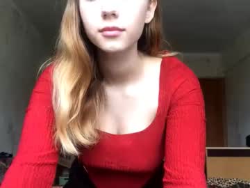 Mariluhannemann Chaturbate stream image from September 30, 2025