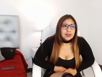 Michellee13_ Chaturbate stream image from September 30, 2025