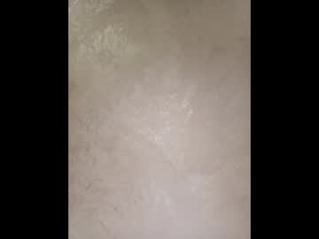 Kissmisveet Chaturbate stream image from September 30, 2025