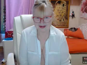 Shinysunmargo Chaturbate stream image from September 30, 2025