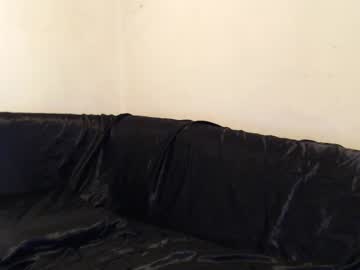 Mikyzazo Chaturbate stream image from September 30, 2025