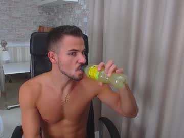 Orionenzo Chaturbate stream image from September 30, 2025