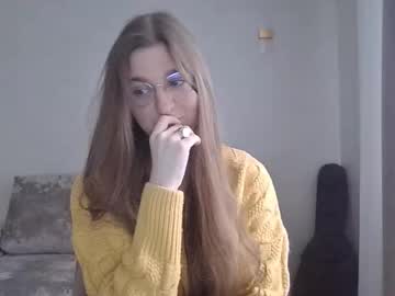Micaelaneighbours Chaturbate stream image from September 30, 2025
