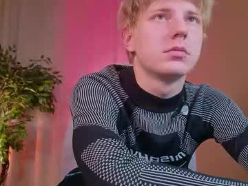 Muky_Y Chaturbate stream image from September 30, 2025