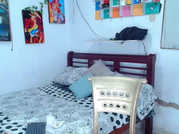 Kiara_Valentte Chaturbate stream image from September 30, 2025