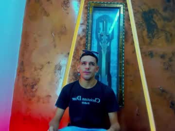 Noha_Deluxe Chaturbate stream image from September 30, 2025