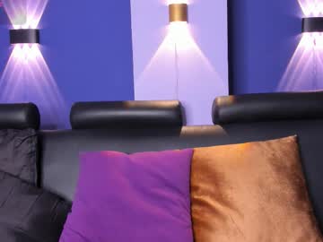 Emilydarkwood Chaturbate stream image from September 30, 2025