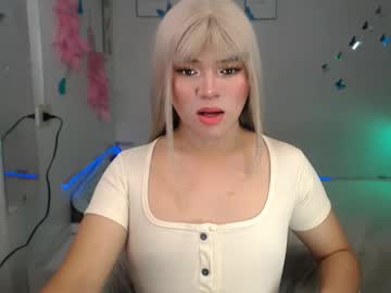 Queenkelesey Chaturbate stream image from September 30, 2025