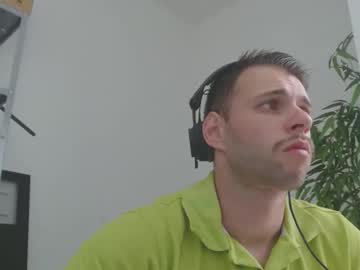 Leozinhohd Chaturbate stream image from September 30, 2025