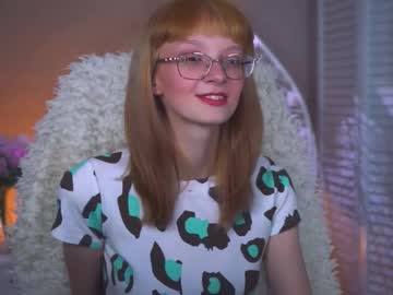 Mollyjiggles Chaturbate stream image from September 30, 2025