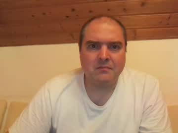 Bear037 Chaturbate stream image from September 30, 2025