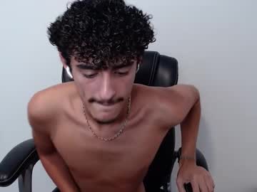 Chrismac101303 Chaturbate stream image from September 30, 2025