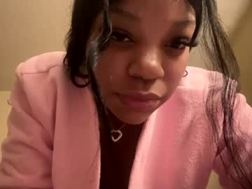 Candii719195 Chaturbate stream image from October 01, 2025