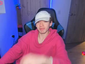 Mathwx_ Chaturbate stream image from October 01, 2025