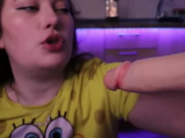 Regalelsa Chaturbate stream image from October 01, 2025