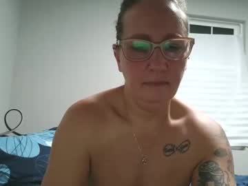 Safetyqueen Chaturbate stream image from October 01, 2025
