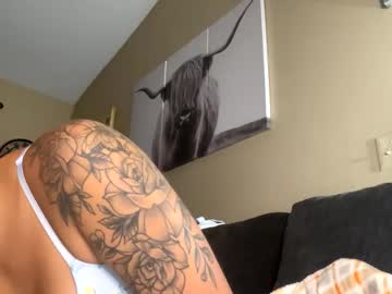 Sexyliv22 Chaturbate stream image from October 01, 2025