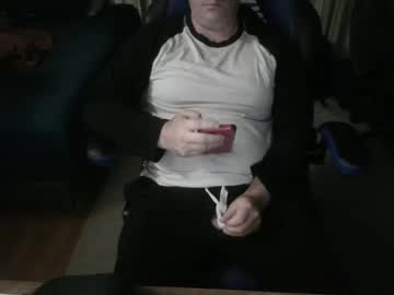 Emsguy1 Chaturbate stream image from October 01, 2025