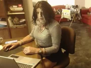 Bridgetfouru Chaturbate stream image from October 01, 2025