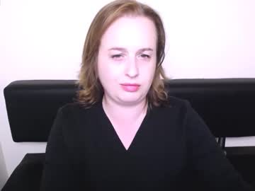Helenbrais Chaturbate stream image from October 01, 2025