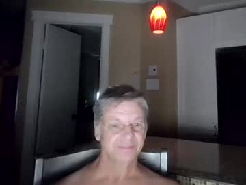 Louislevesque Chaturbate stream image from October 01, 2025