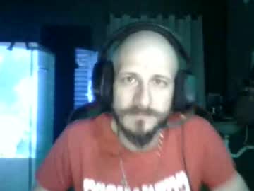 Redragonwolf Chaturbate stream image from October 01, 2025