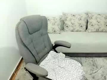 Jolenekiss Chaturbate stream image from October 01, 2025