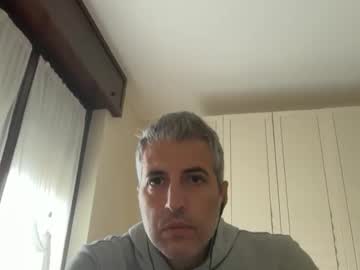 Manager82 Chaturbate stream image from October 01, 2025