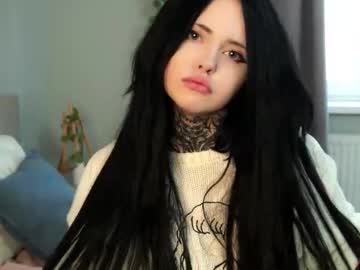 Franchescabertke Chaturbate stream image from October 01, 2025