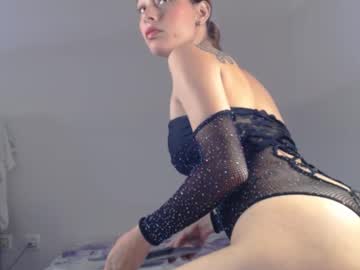 Lunakassiel Chaturbate stream image from October 01, 2025