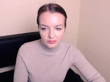 Miadarms_ Chaturbate stream image from October 01, 2025
