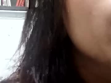 Bruna3425 Chaturbate stream image from October 01, 2025