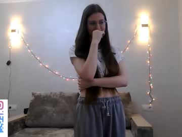 Micaelaneighbours Chaturbate stream image from October 01, 2025