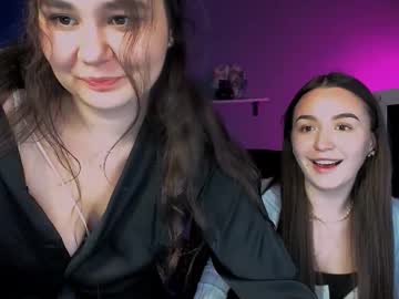 Leslie_Bird Chaturbate stream image from October 01, 2025