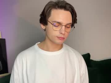 Danieltuckerr Chaturbate stream image from October 01, 2025
