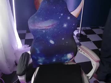 Molly_Moons Chaturbate stream image from October 01, 2025