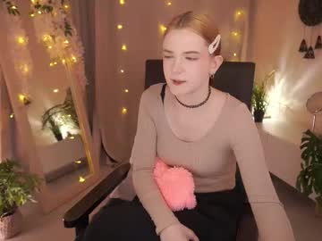 Avaryder Chaturbate stream image from October 01, 2025