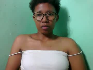 Noellah Chaturbate stream image from October 01, 2025