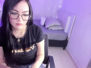Sweetmeline Chaturbate stream image from October 01, 2025